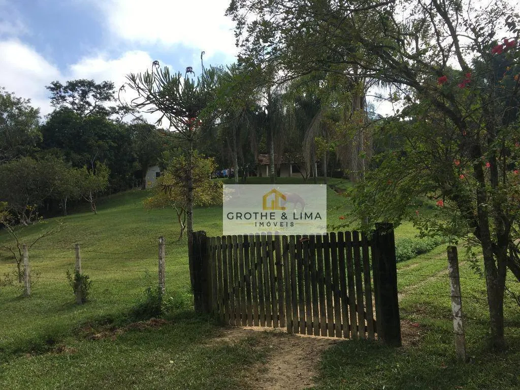 Chácara à venda de 1 ha em Caçapava, SP, Brasil
