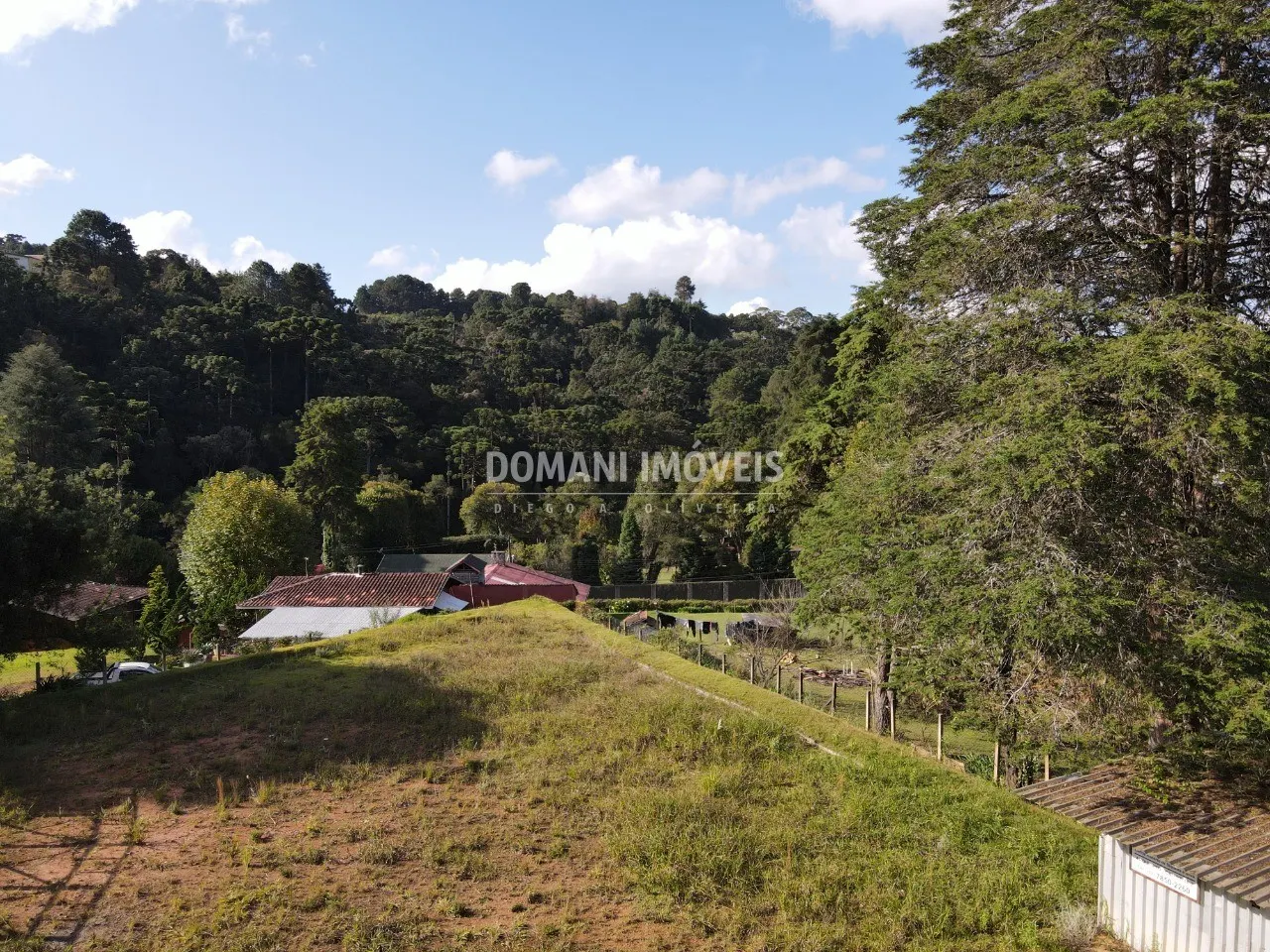 Terreno à venda de 1.050 m² em Campos do Jordão, SP, Brasil