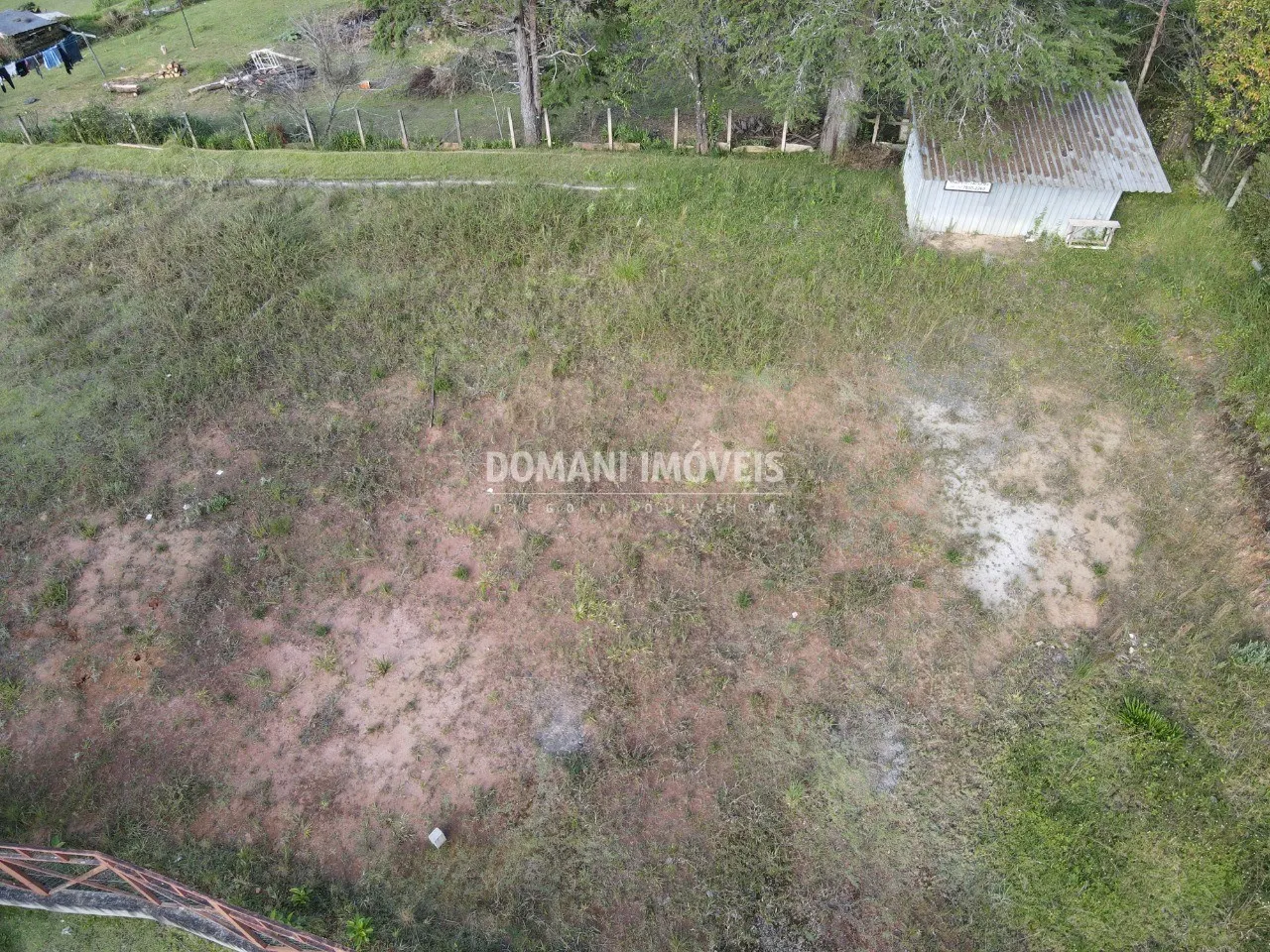 Terreno à venda de 1.050 m² em Campos do Jordão, SP, Brasil