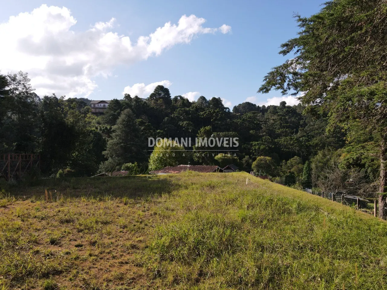 Terreno à venda de 1.050 m² em Campos do Jordão, SP, Brasil