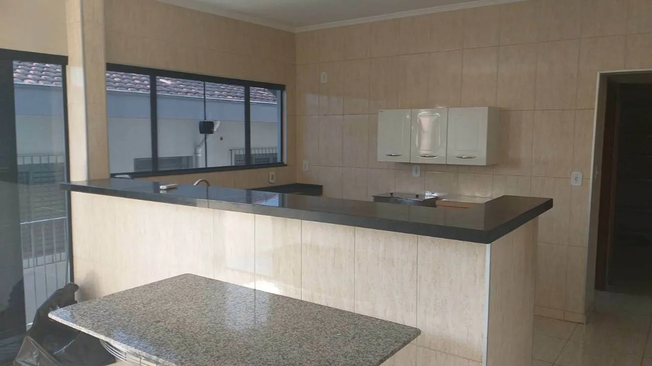 Casa à venda de 300 m² em Mogi Mirim, SP, Brasil