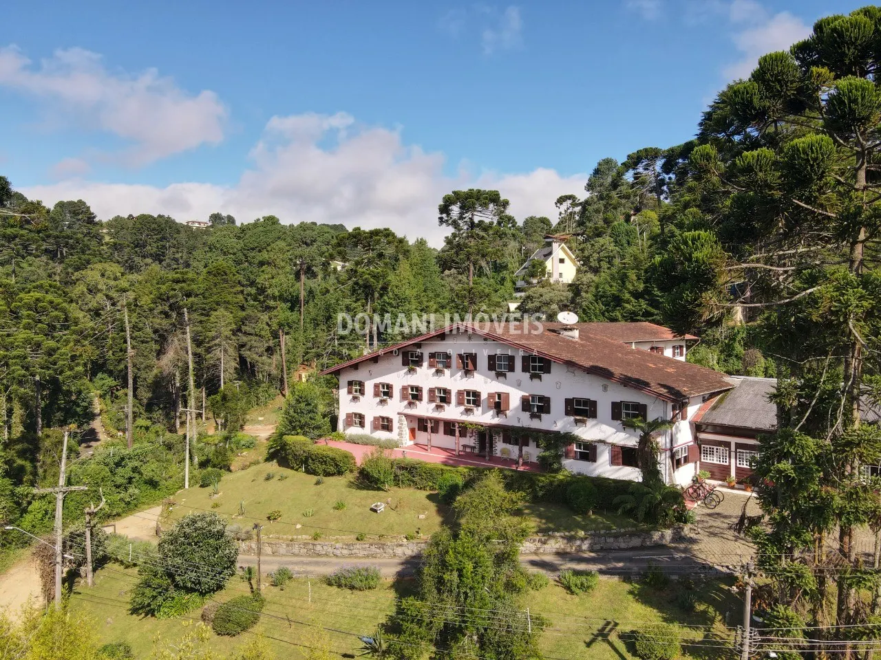 Comercial à venda de 9.650 m² em Campos do Jordão, SP, Brasil