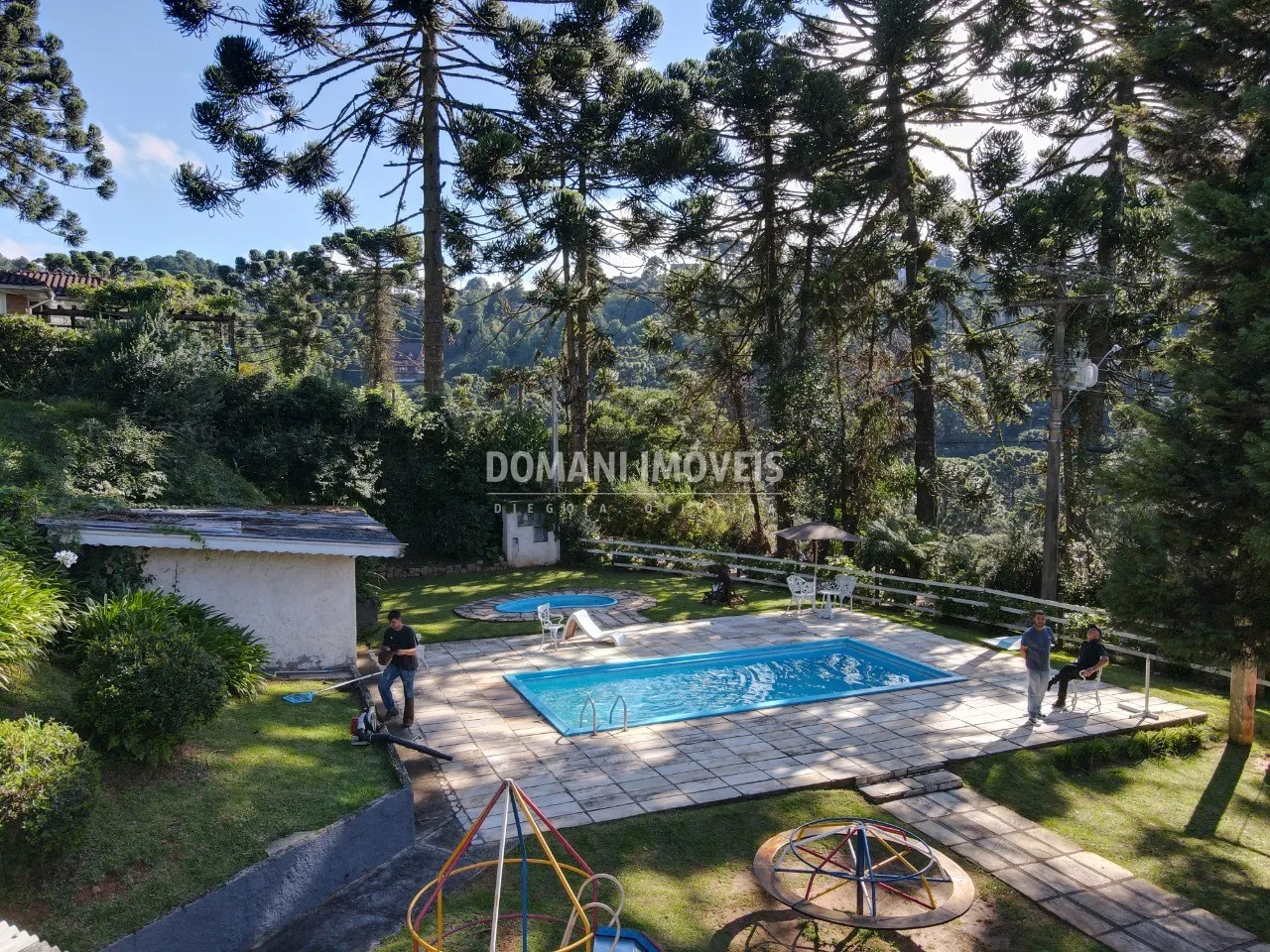 Comercial à venda de 9.650 m² em Campos do Jordão, SP, Brasil