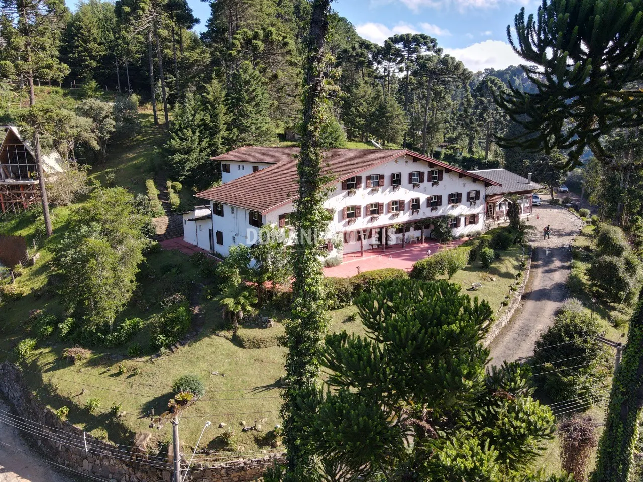 Comercial à venda de 9.650 m² em Campos do Jordão, SP, Brasil