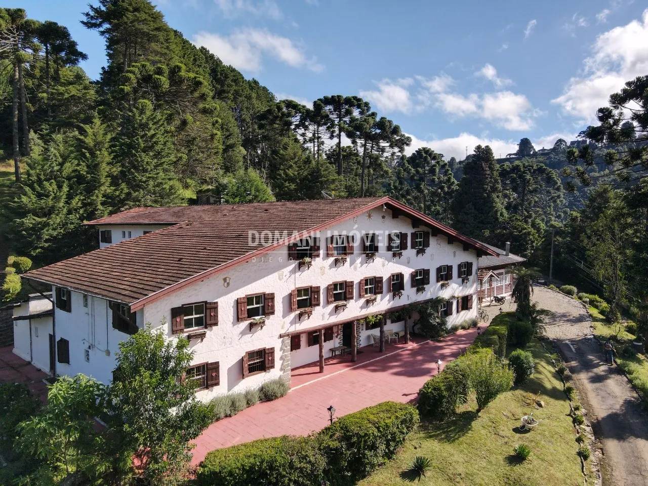 Comercial à venda de 9.650 m² em Campos do Jordão, SP, Brasil