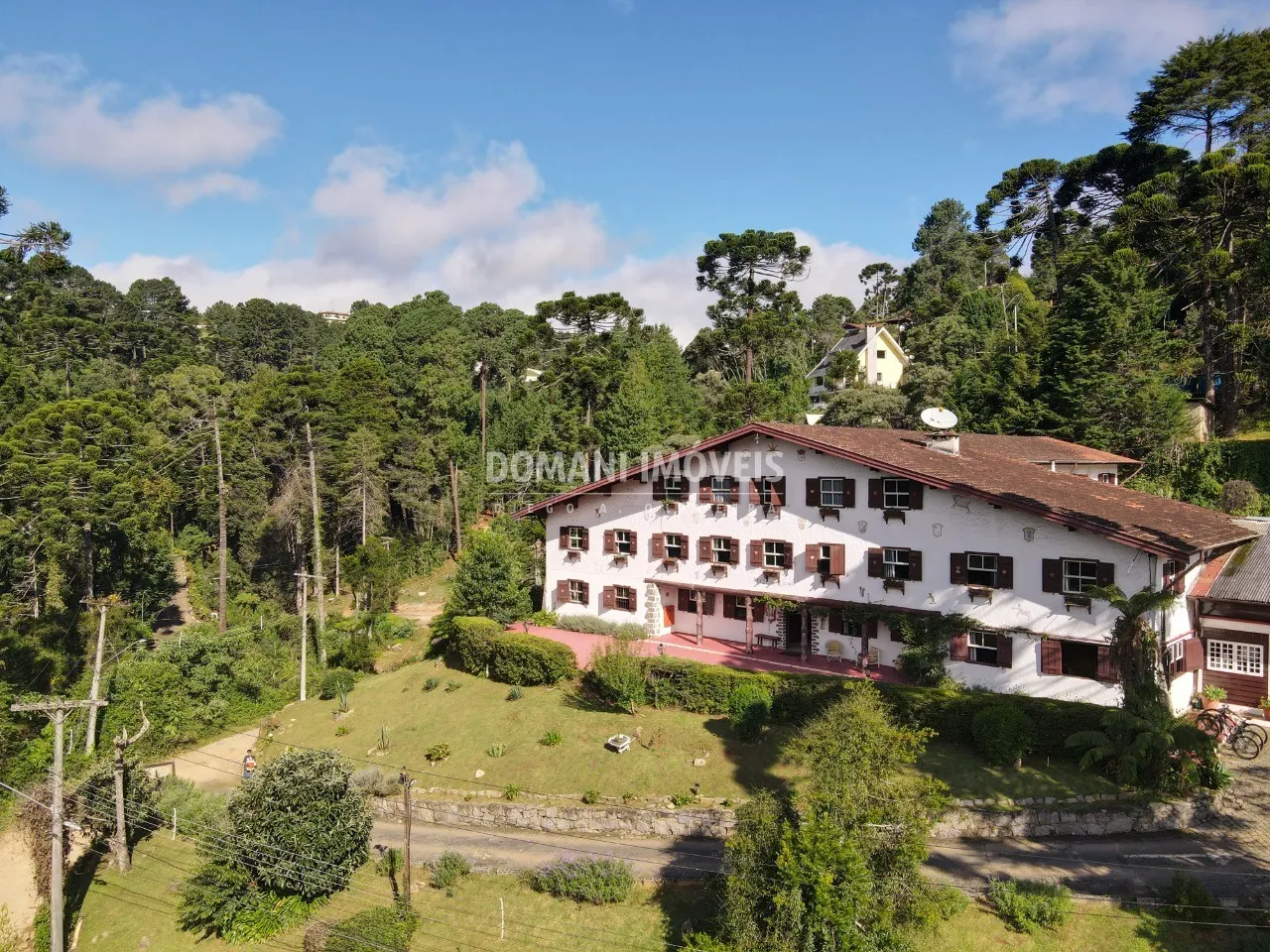 Comercial à venda de 9.650 m² em Campos do Jordão, SP, Brasil