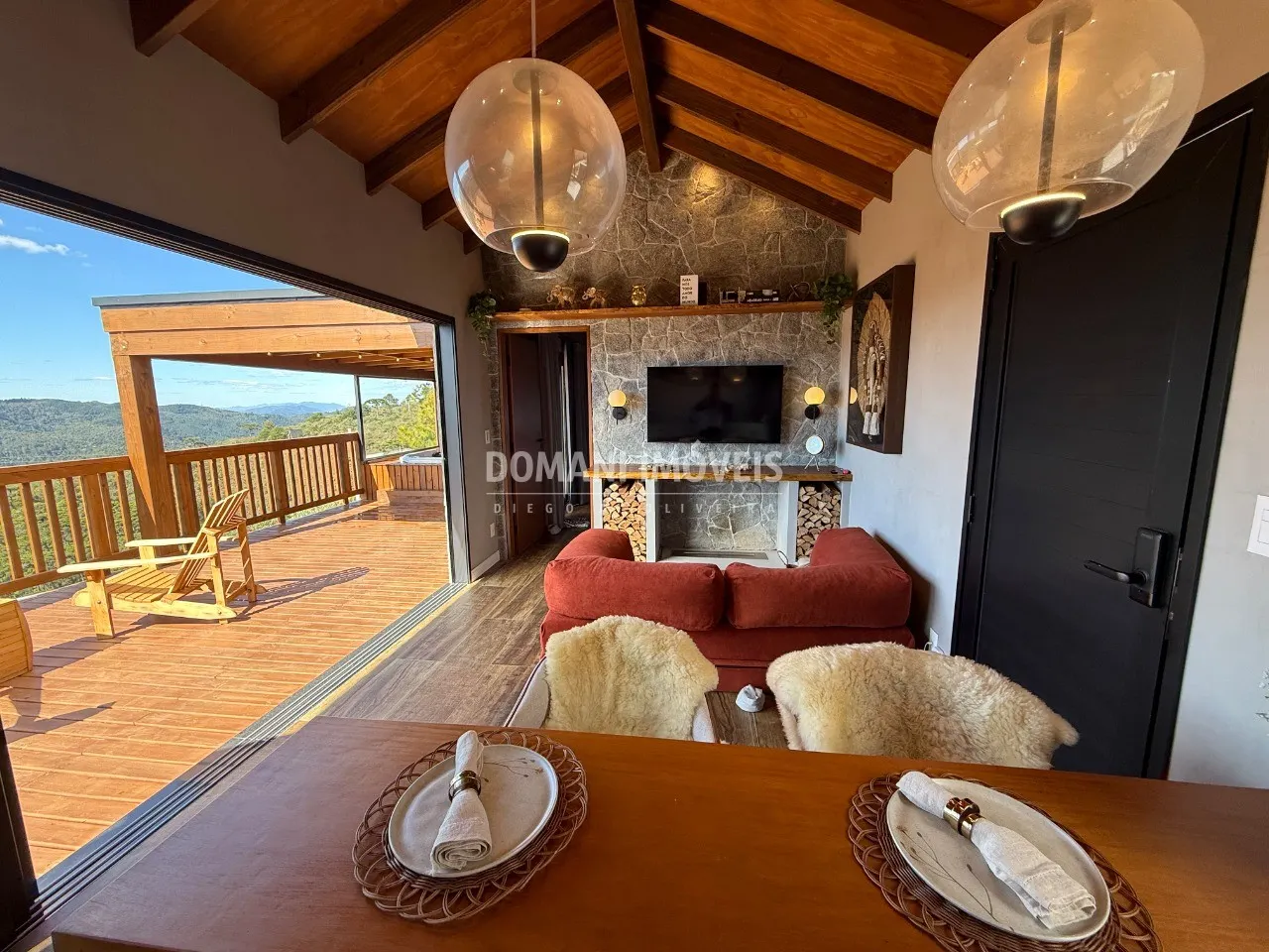 Casa à venda de 1.470 m² em Campos do Jordão, SP, Brasil