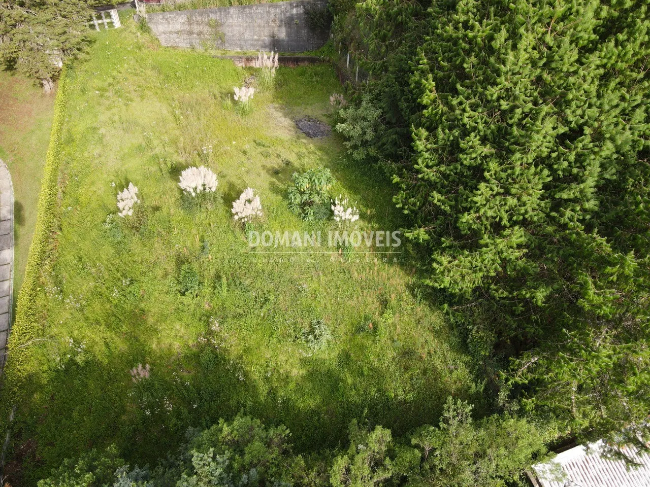 Terreno à venda de 1.200 m² em Campos do Jordão, SP, Brasil