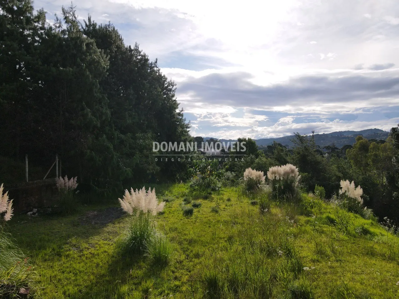 Terreno à venda de 1.200 m² em Campos do Jordão, SP, Brasil