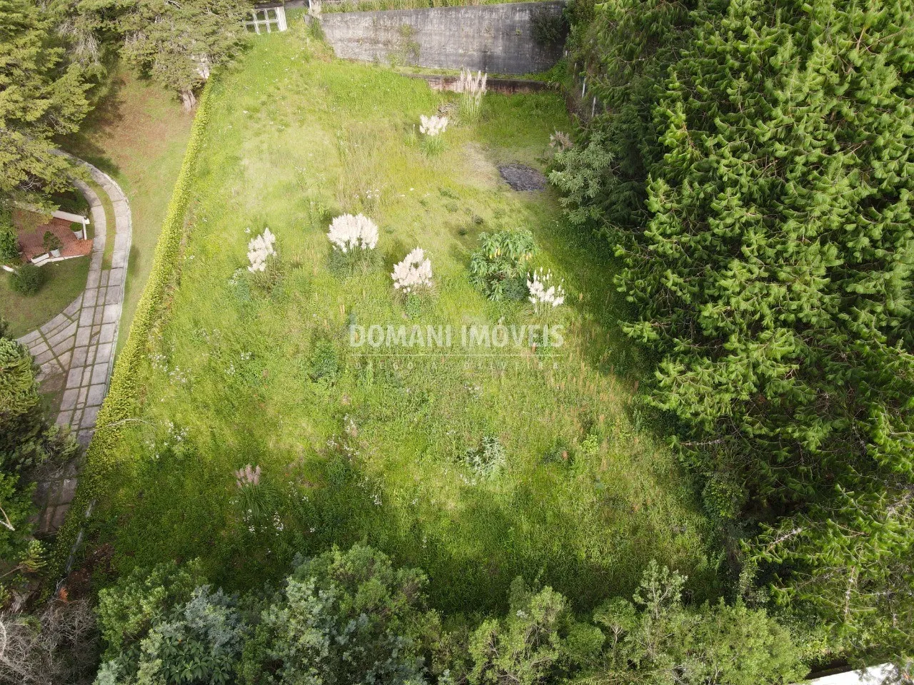 Terreno à venda de 1.200 m² em Campos do Jordão, SP, Brasil