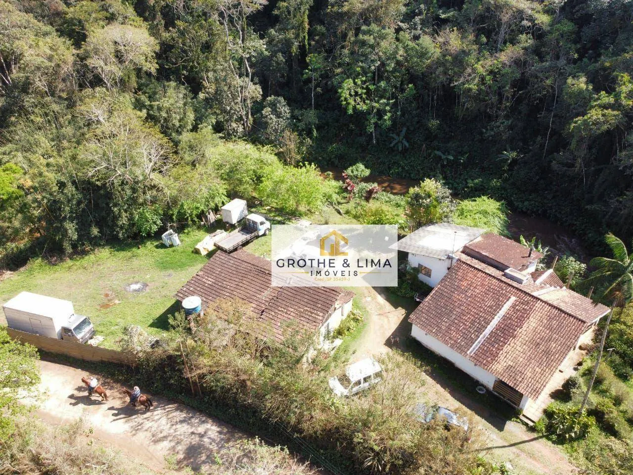 Sítio à venda de 13 ha em Sapucaí-Mirim, MG, Brasil