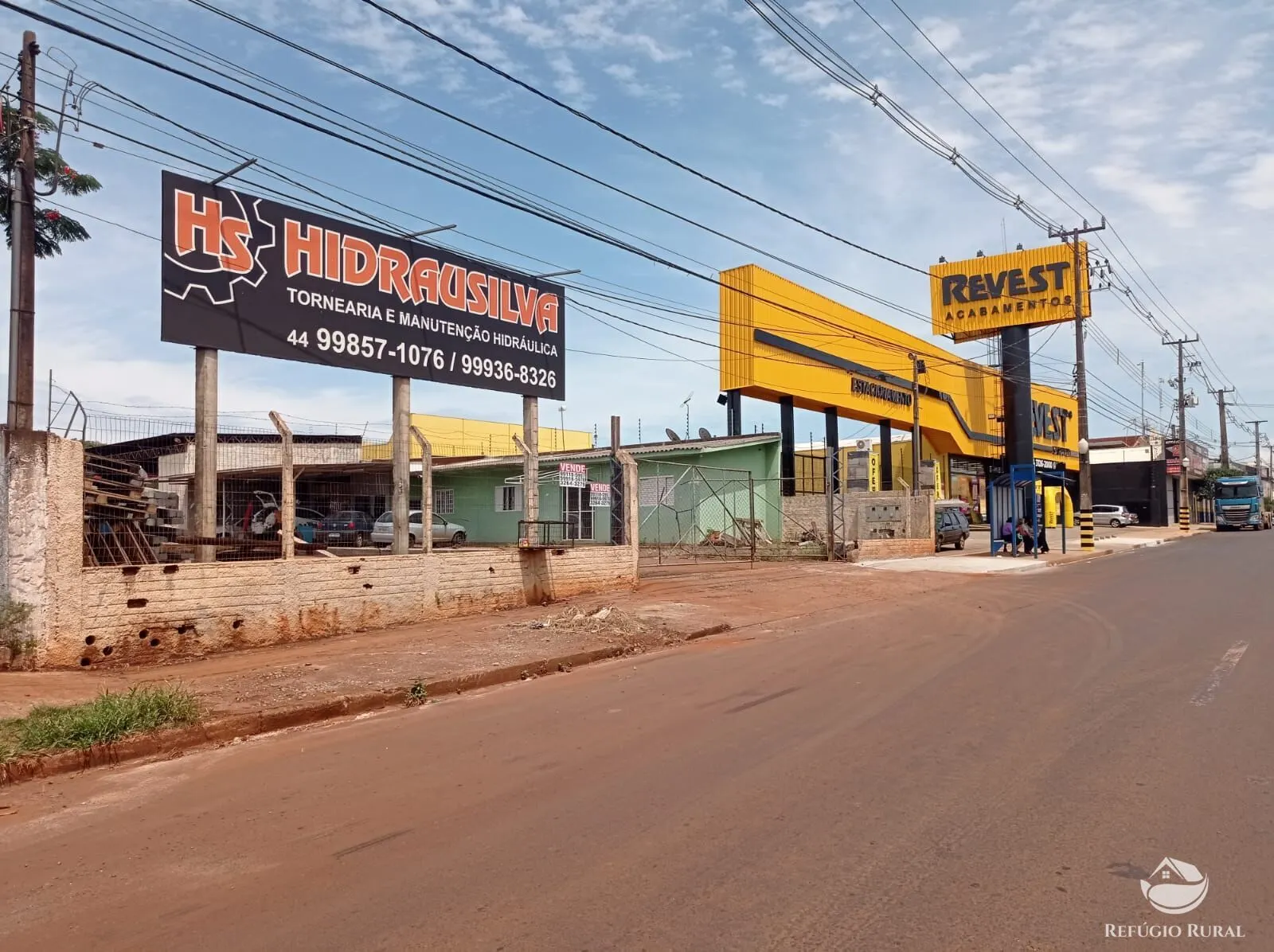 Terreno à venda de 2.150 m² em Sarandi, PR, Brasil