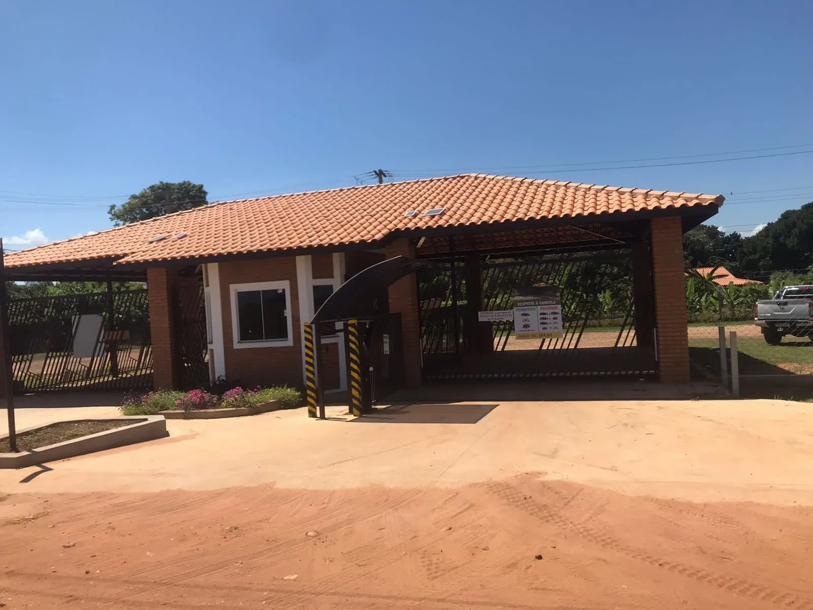 Country home for sale of 1,500 m² in Dois Córregos, SP, Brazil