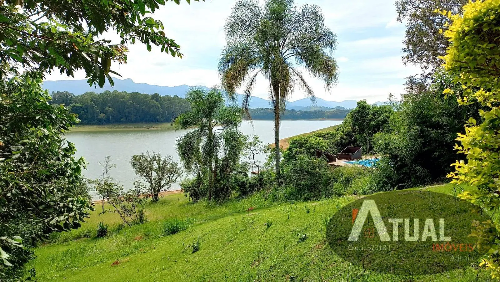 Country home for sale of 3,200 m² in Piracaia, SP, Brazil
