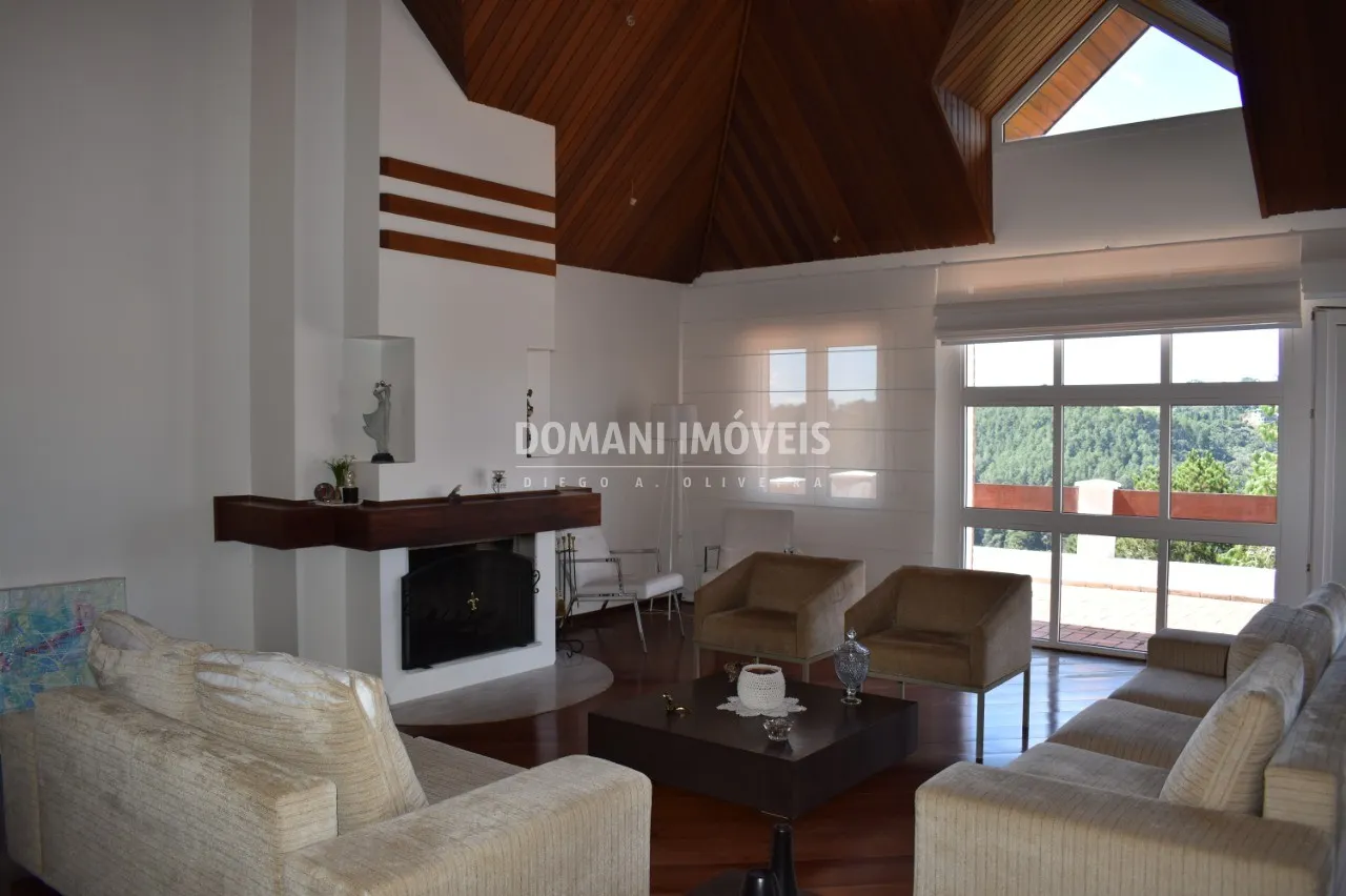 Casa à venda de 1.590 m² em Campos do Jordão, SP, Brasil