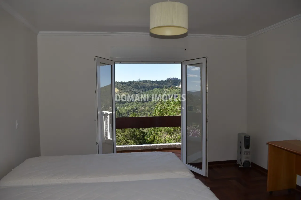 Casa à venda de 1.590 m² em Campos do Jordão, SP, Brasil