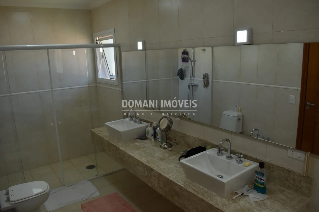 Casa à venda de 1.590 m² em Campos do Jordão, SP, Brasil