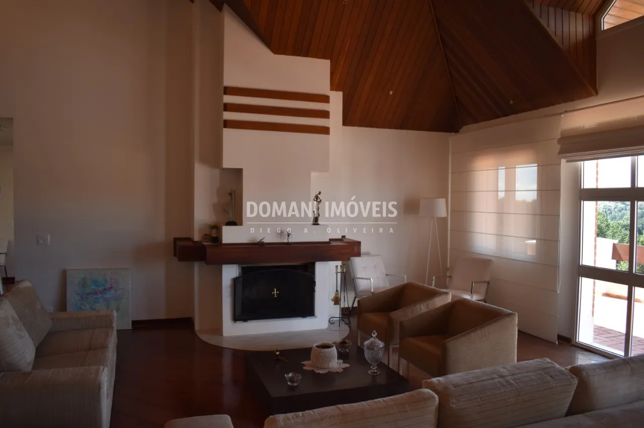 Casa à venda de 1.590 m² em Campos do Jordão, SP, Brasil