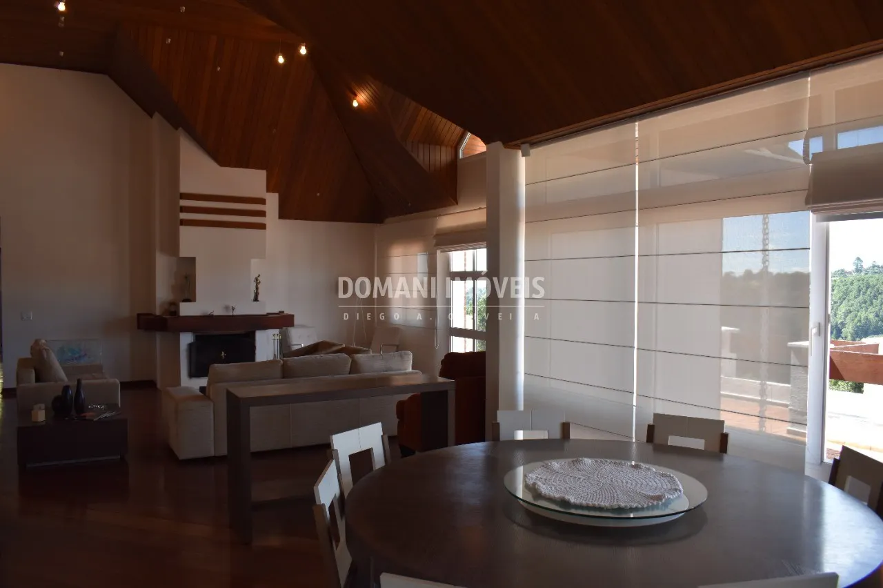 Casa à venda de 1.590 m² em Campos do Jordão, SP, Brasil