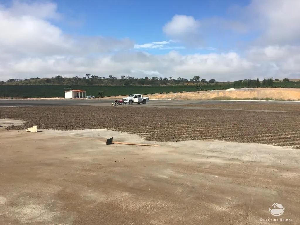 Fazenda à venda de 150 ha em Guimarânia, MG, Brasil