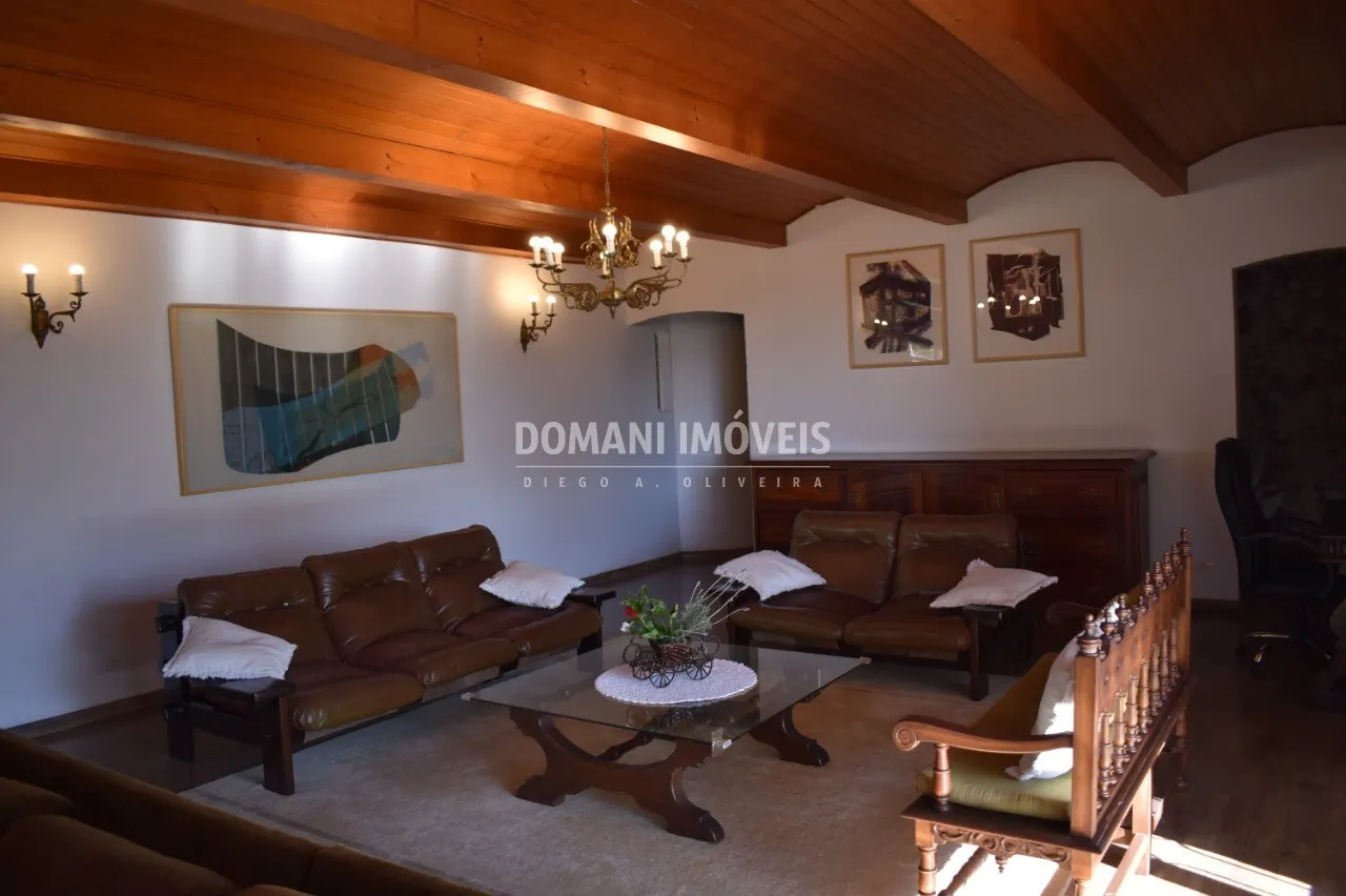 House for sale of 2,250 m² in Campos do Jordão, SP, Brazil