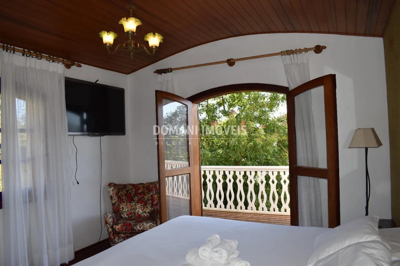 House for sale of 2,250 m² in Campos do Jordão, SP, Brazil