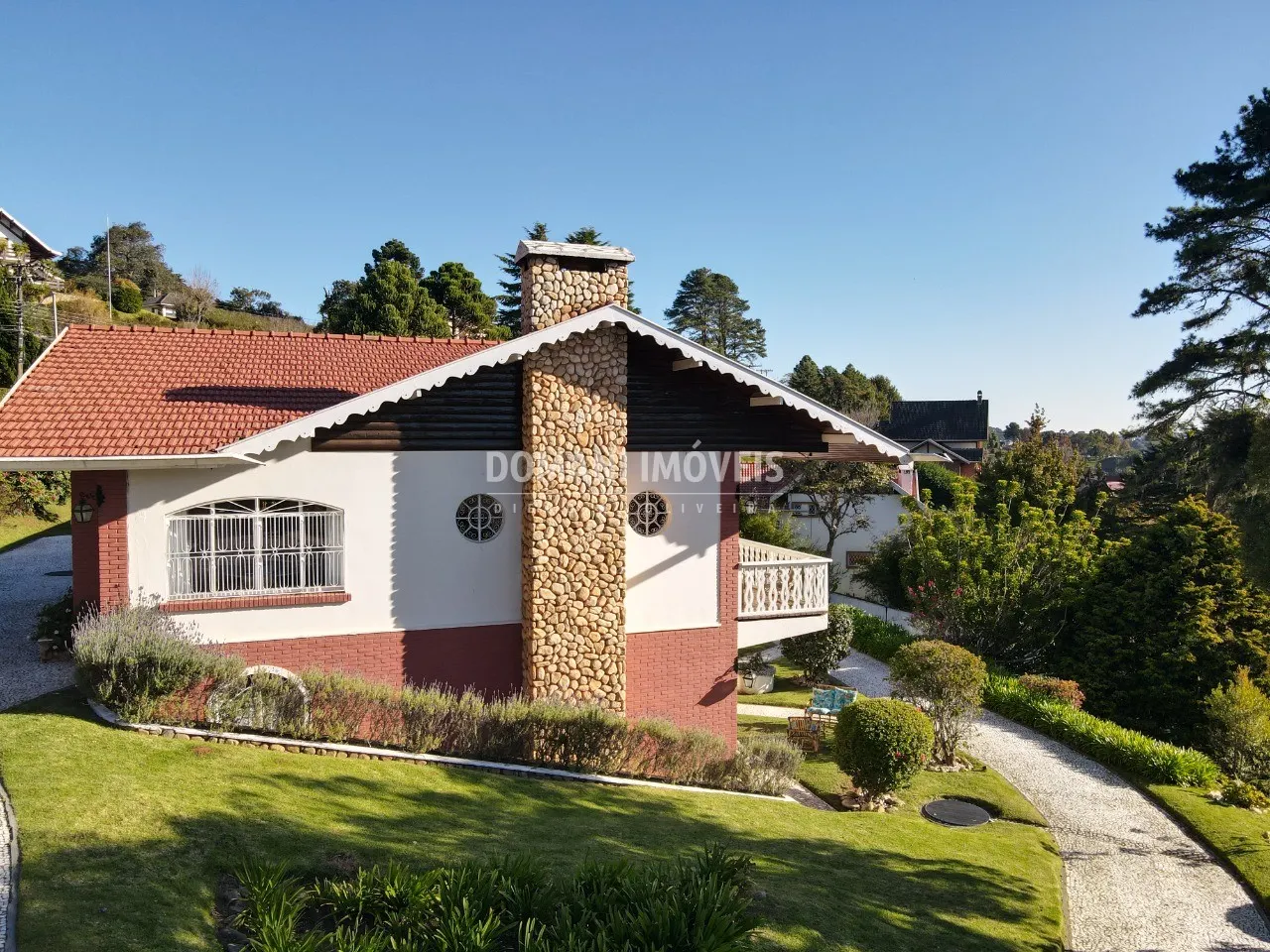 House for sale of 2,250 m² in Campos do Jordão, SP, Brazil