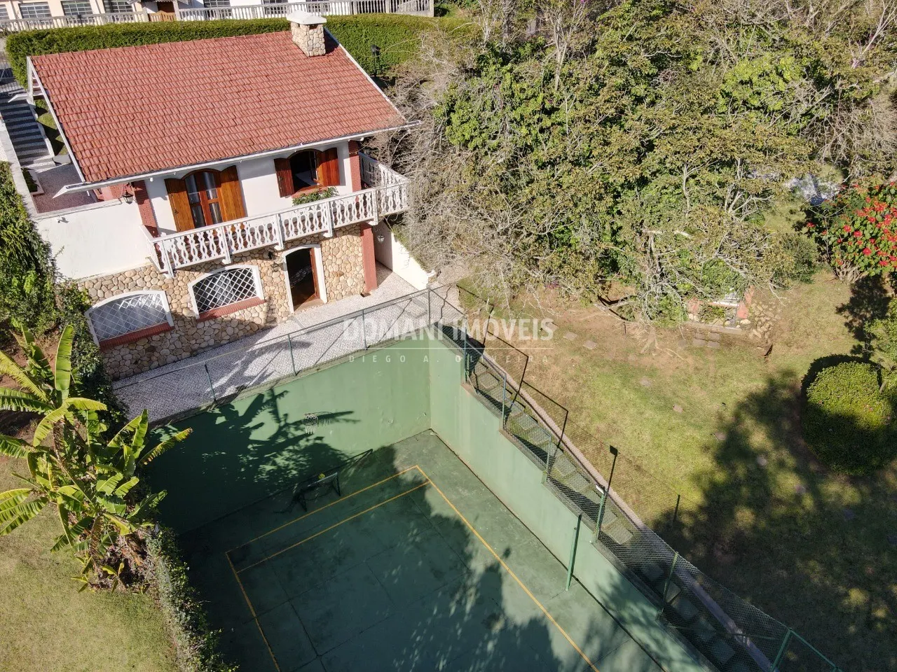 House for sale of 2,250 m² in Campos do Jordão, SP, Brazil