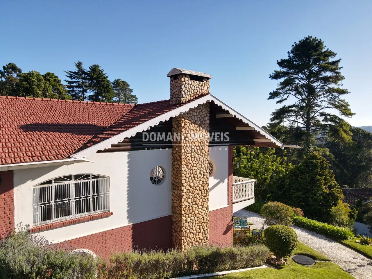 House for sale of 2,250 m² in Campos do Jordão, SP, Brazil