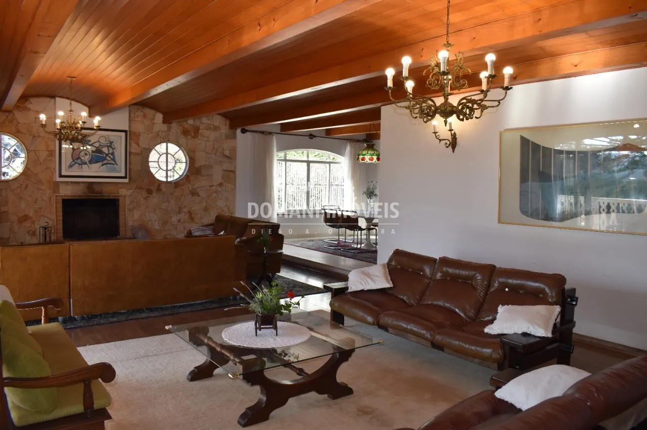 House for sale of 2,250 m² in Campos do Jordão, SP, Brazil