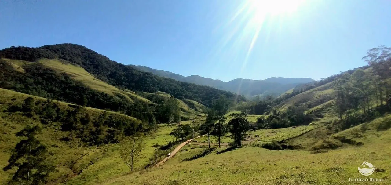 Sítio à venda de 12 ha em São José dos Campos, SP, Brasil