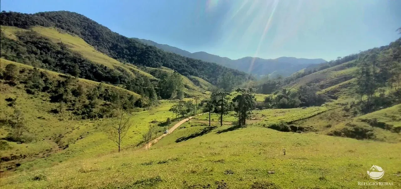 Sítio à venda de 12 ha em São José dos Campos, SP, Brasil