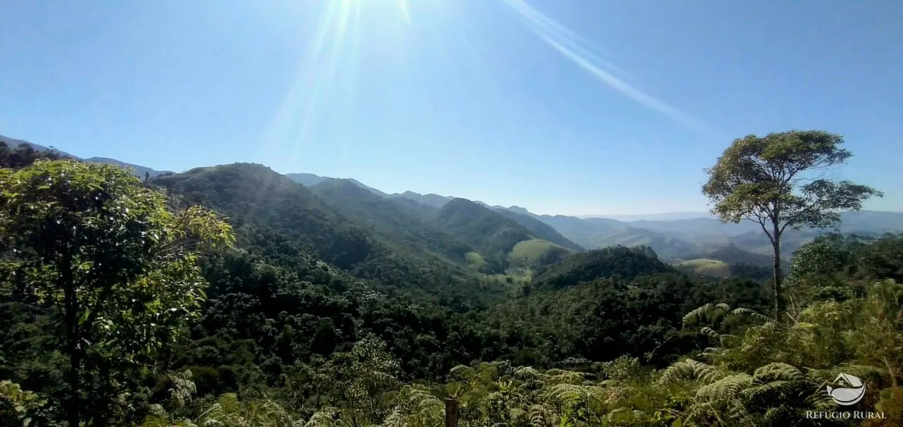Sítio à venda de 12 ha em São José dos Campos, SP, Brasil