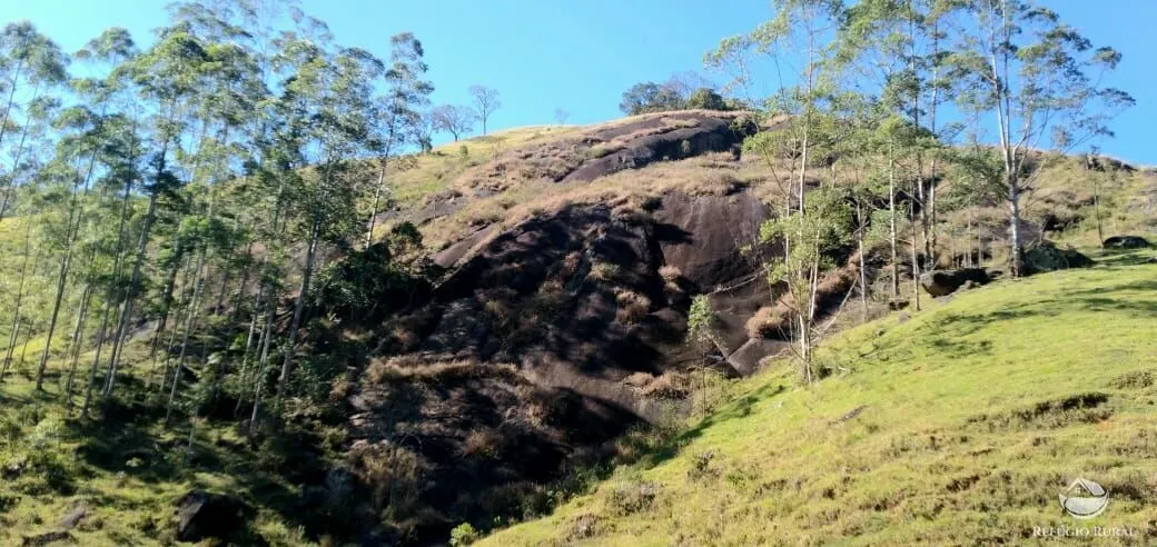 Sítio à venda de 12 ha em São José dos Campos, SP, Brasil