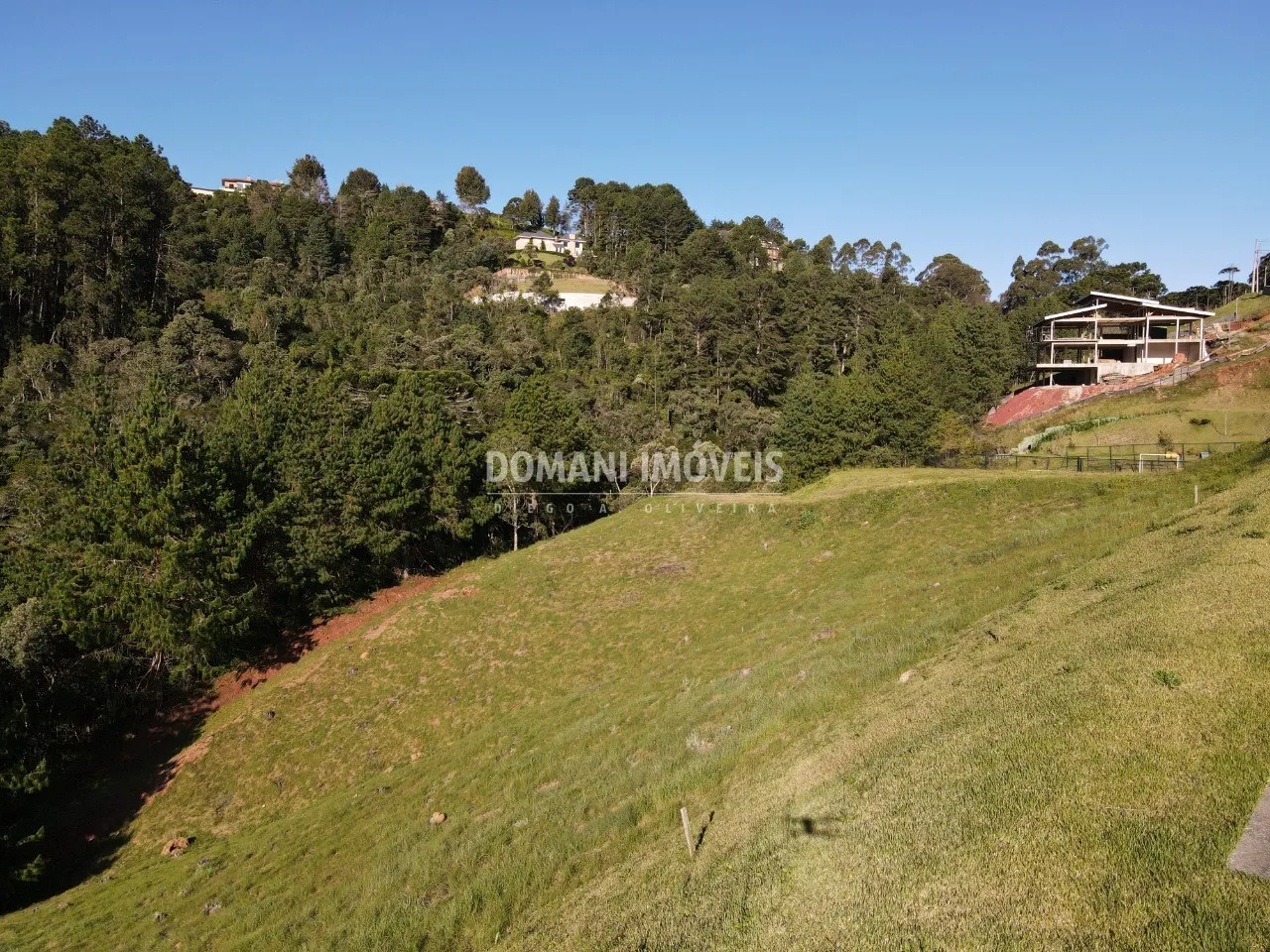 Terreno à venda de 1.050 m² em Campos do Jordão, SP, Brasil