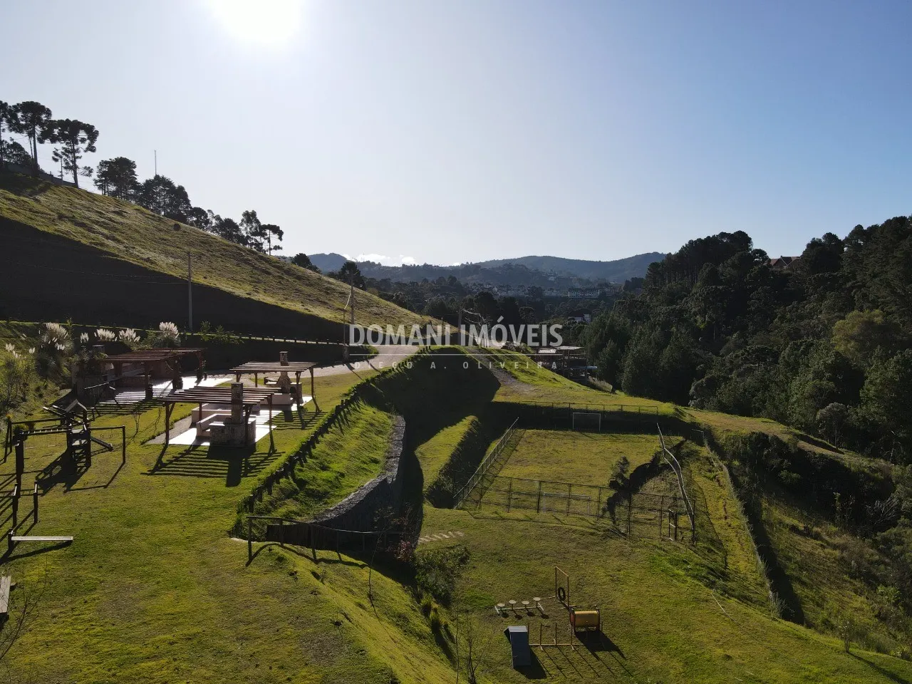 Terreno à venda de 1.050 m² em Campos do Jordão, SP, Brasil