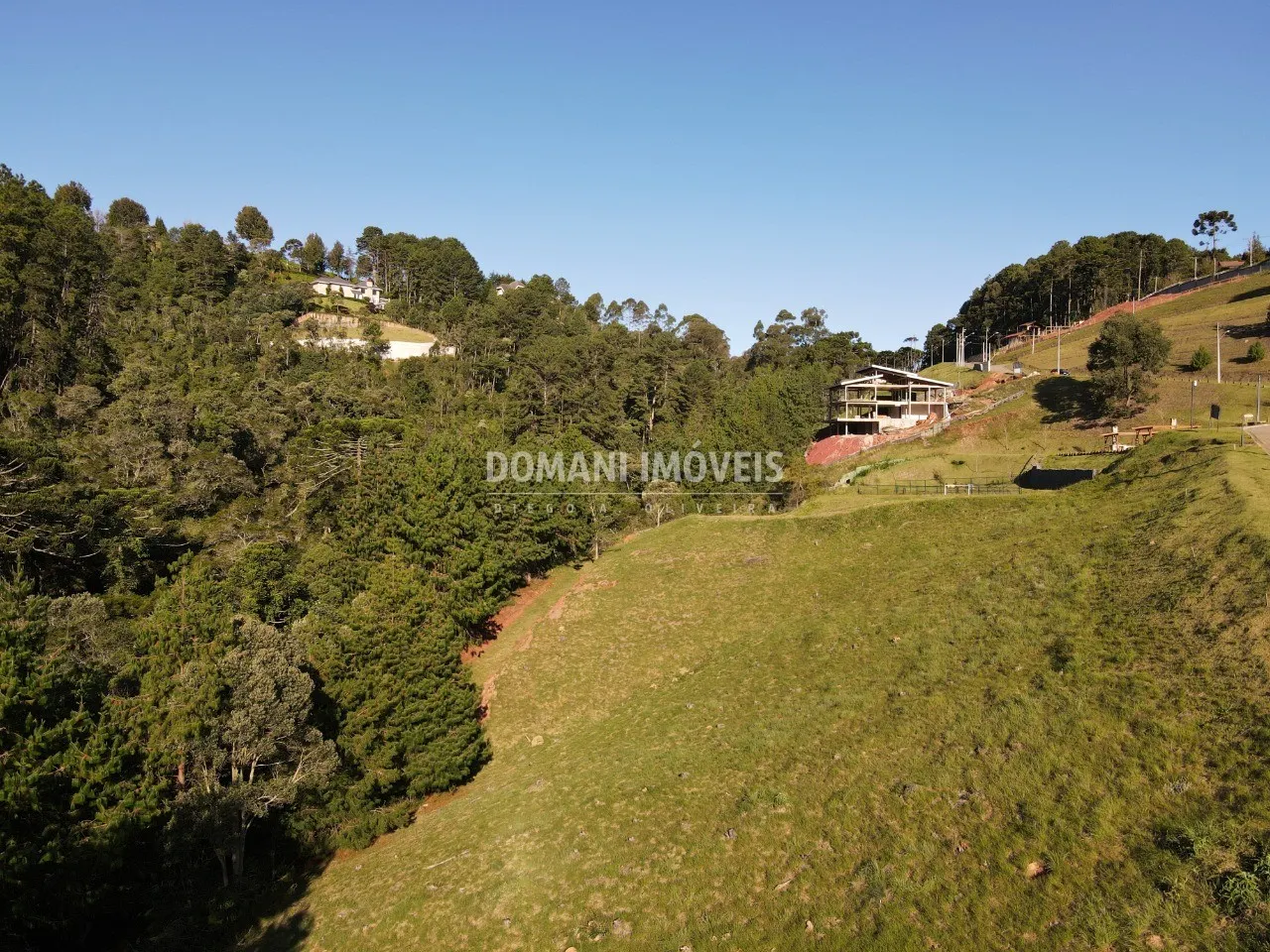 Terreno à venda de 1.050 m² em Campos do Jordão, SP, Brasil