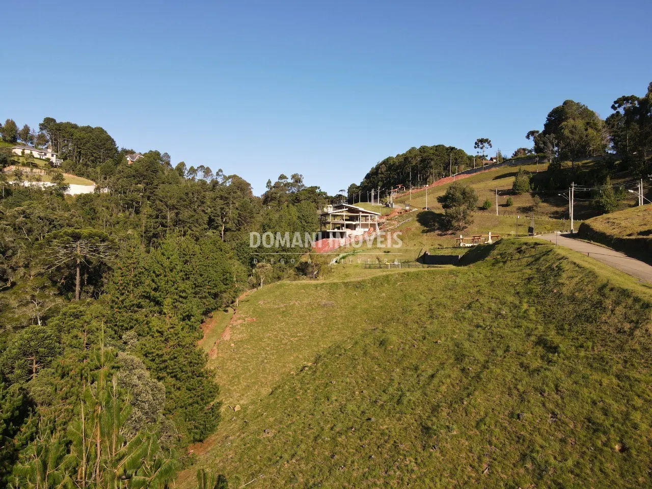Terreno à venda de 1.050 m² em Campos do Jordão, SP, Brasil