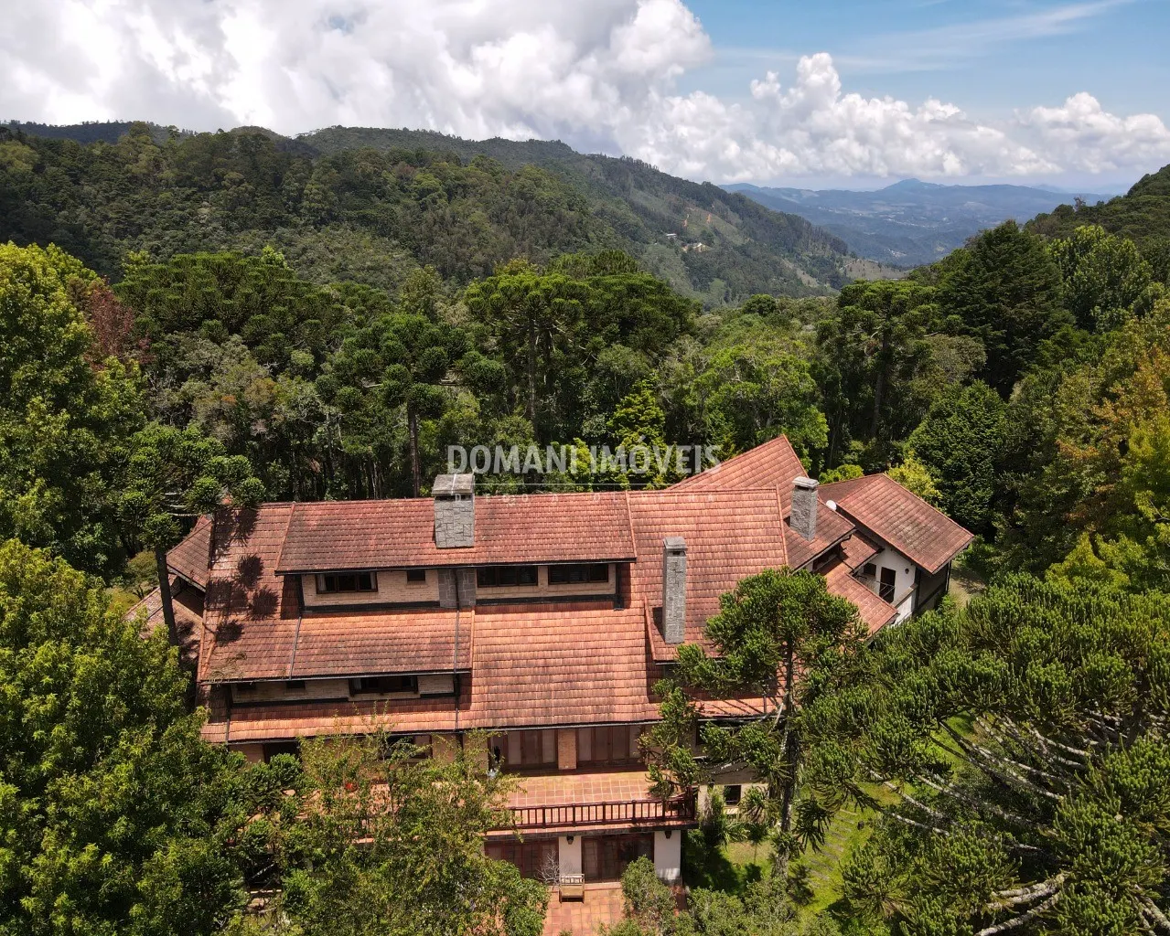 Casa à venda de 9 ha em Campos do Jordão, SP, Brasil