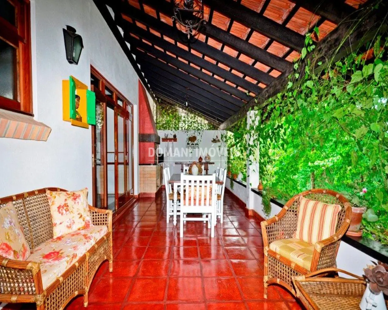 Casa à venda de 9 ha em Campos do Jordão, SP, Brasil