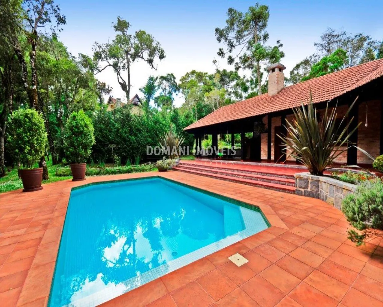 Casa à venda de 9 ha em Campos do Jordão, SP, Brasil