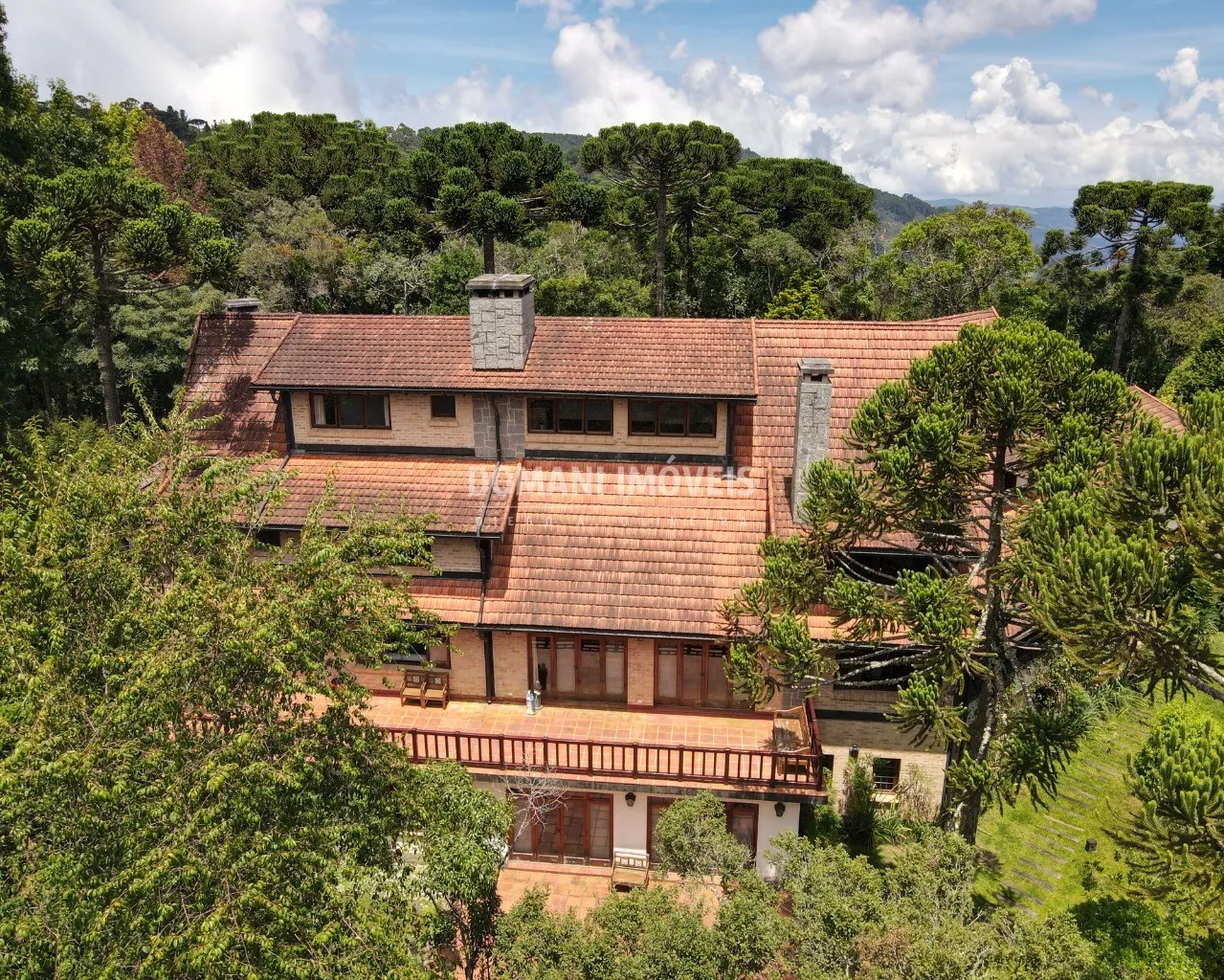 Casa à venda de 9 ha em Campos do Jordão, SP, Brasil