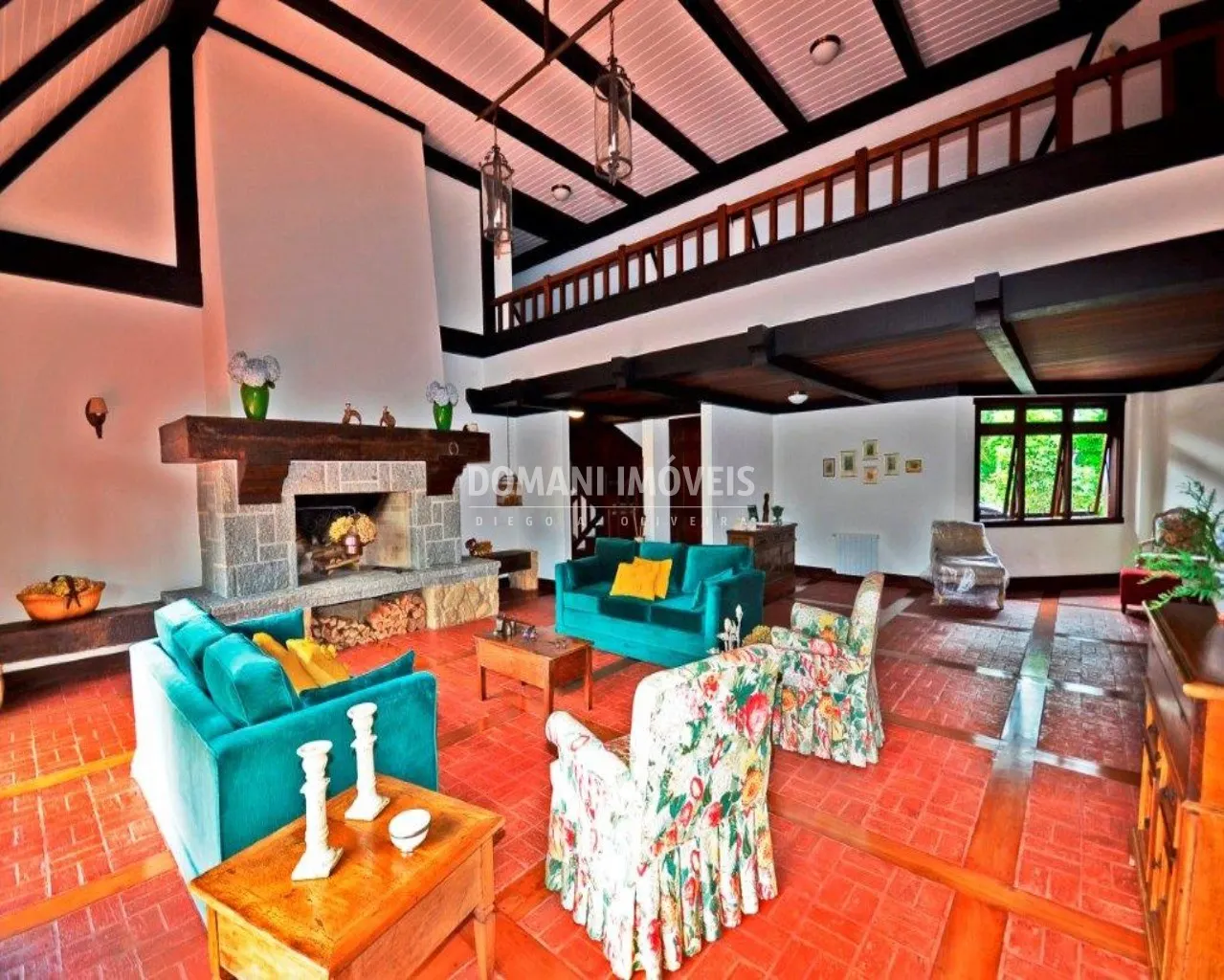 Casa à venda de 9 ha em Campos do Jordão, SP, Brasil