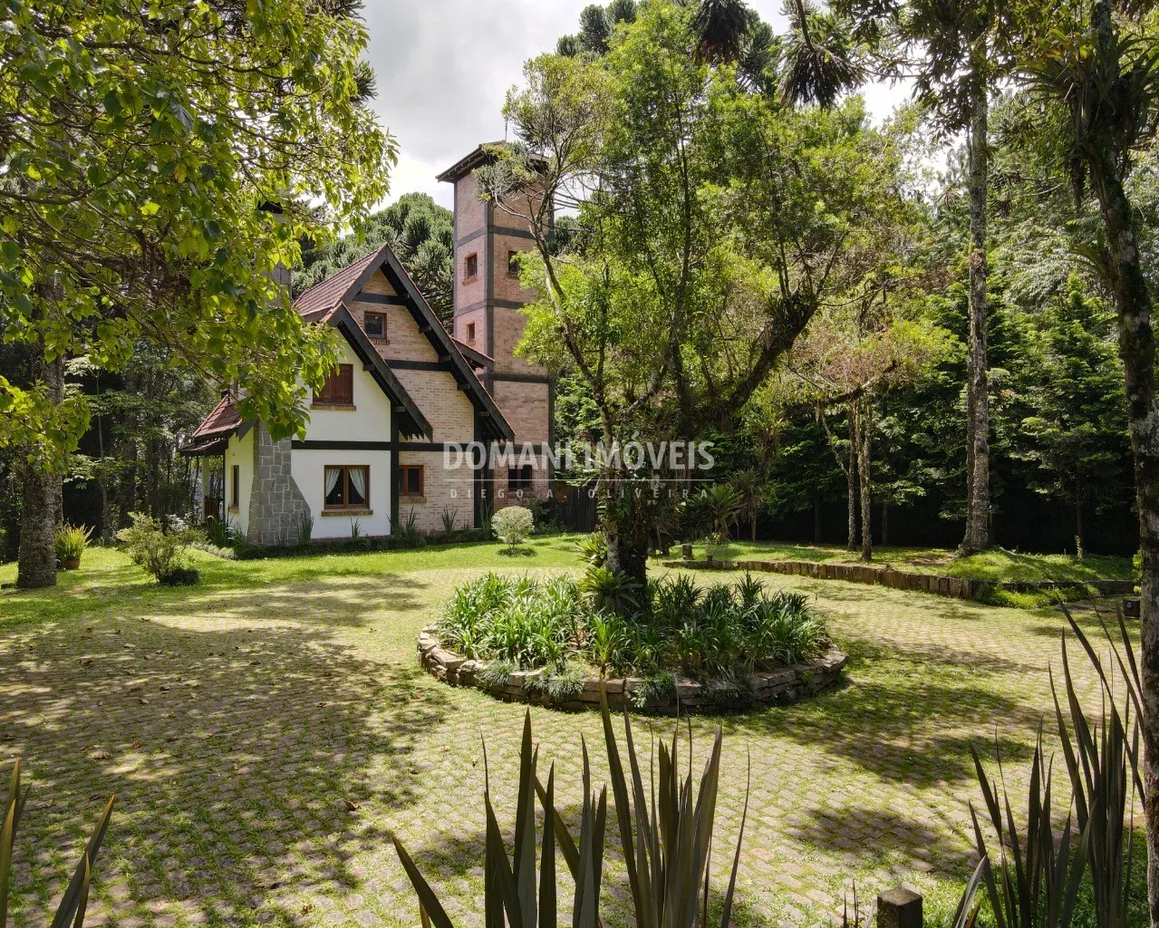 Casa à venda de 9 ha em Campos do Jordão, SP, Brasil