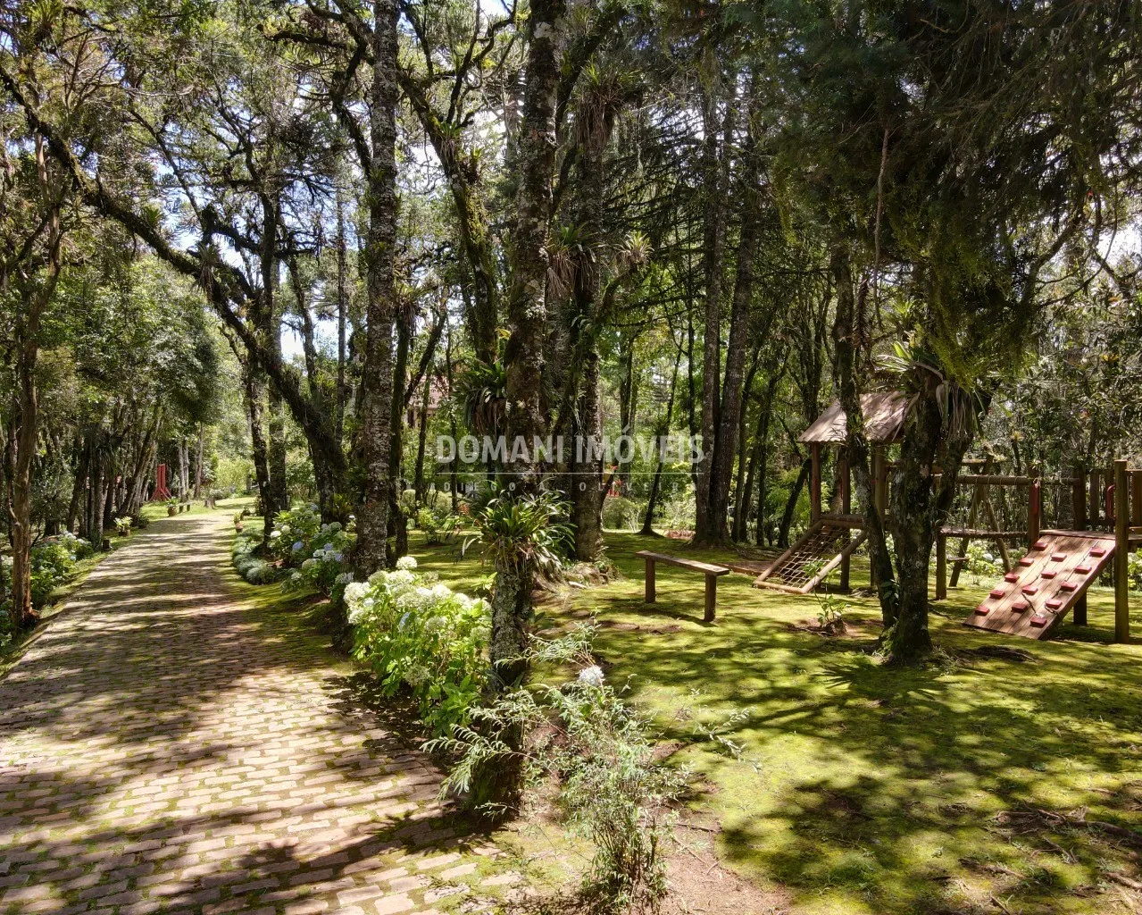 Casa à venda de 9 ha em Campos do Jordão, SP, Brasil