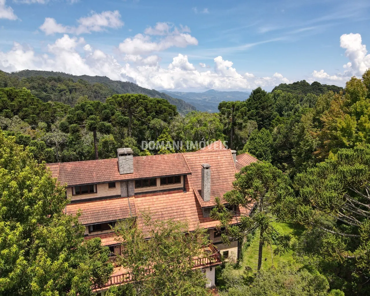 Casa à venda de 9 ha em Campos do Jordão, SP, Brasil