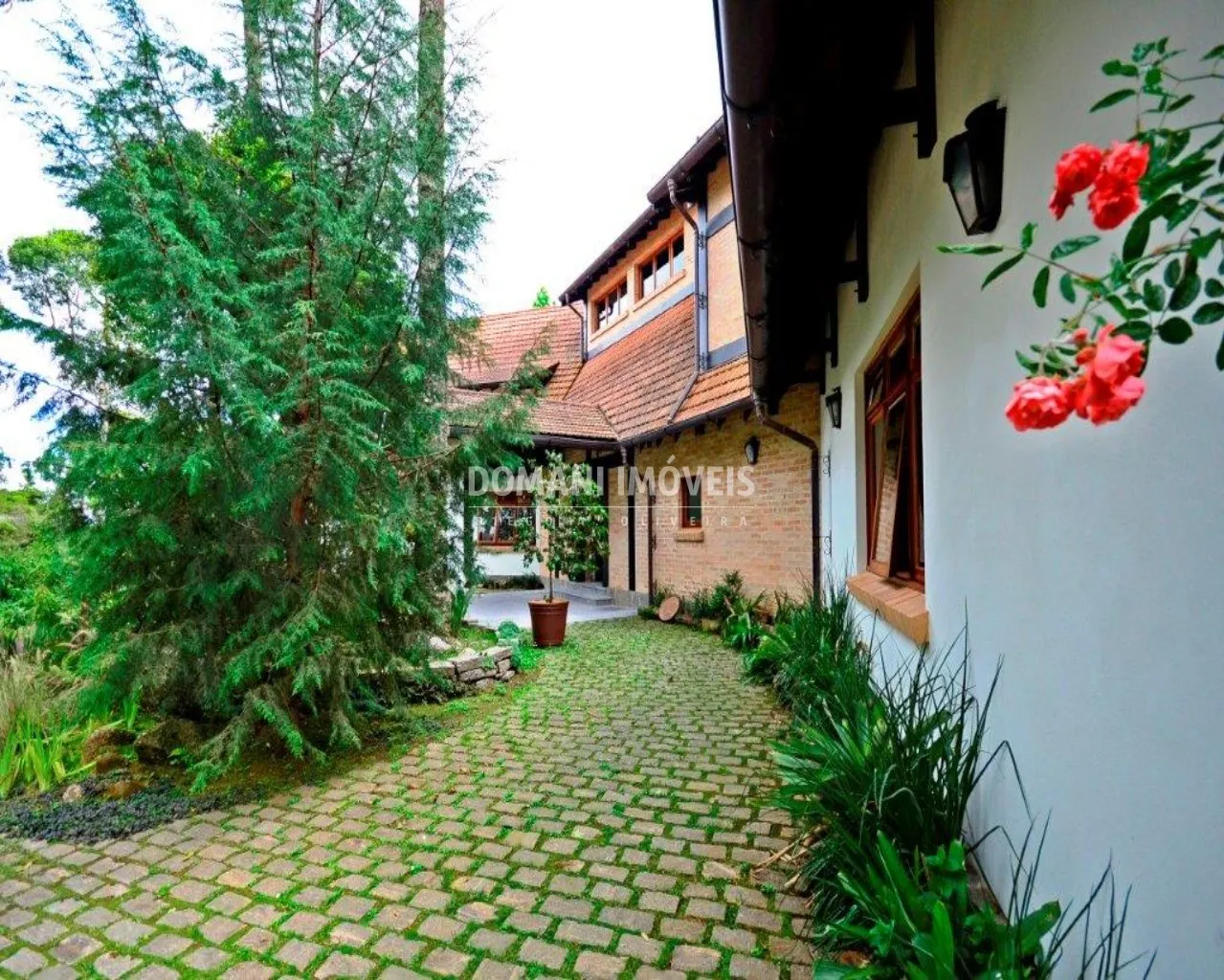 Casa à venda de 9 ha em Campos do Jordão, SP, Brasil