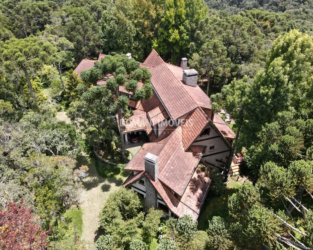 Casa à venda de 9 ha em Campos do Jordão, SP, Brasil