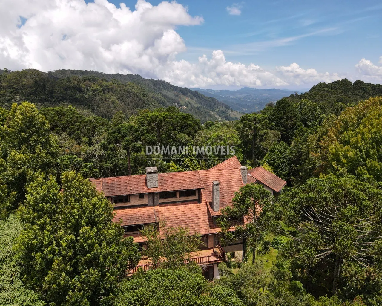 Casa à venda de 9 ha em Campos do Jordão, SP, Brasil