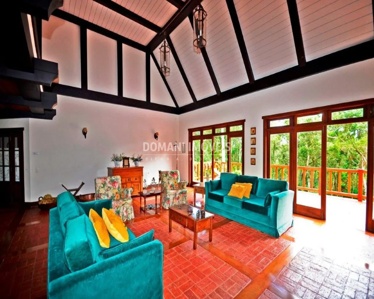 Casa à venda de 9 ha em Campos do Jordão, SP, Brasil